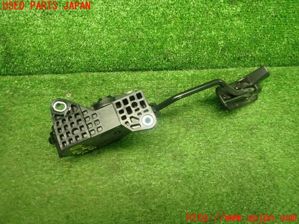 1UPJ-29326381]レクサス・CT200h(ZWA10)センサー1 (アクセルペダル) 中古_m0004.jpg