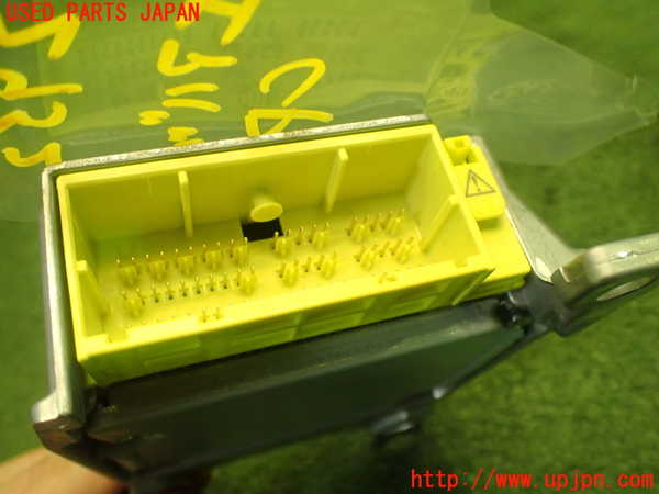 1UPJ-29326145]レクサス・CT200h(ZWA10)エアバッグコンピューター 中古_m0003.jpg