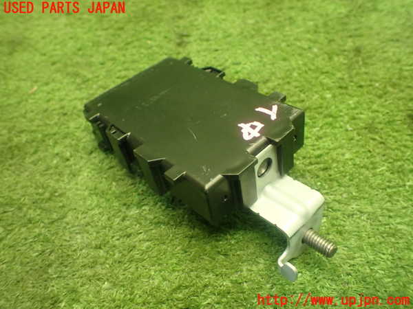 1UPJ-29326149]レクサス・CT200h(ZWA10)コンピューター4 (ゲートウェイ) 中古_m0002.jpg