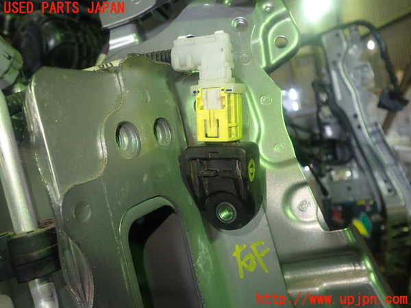 1UPJ-29326356]レクサス・CT200h(ZWA10)エアバッグセンサー1 (右) 中古_m0001.jpg