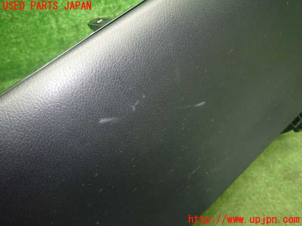 1UPJ-29327516]レクサス・CT200h(ZWA10)グローブボックス1 中古_m0002.jpg