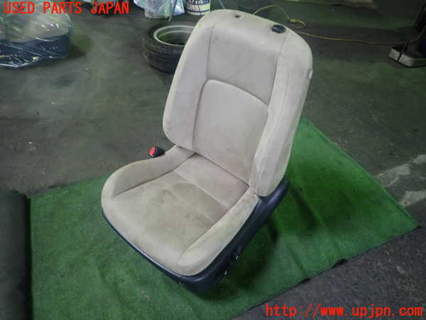 1UPJ-29327065]レクサス・CT200h(ZWA10)助手席シート 【ジャンク】_m0001.jpg