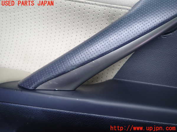 1UPJ-29321264]レクサス・CT200h(ZWA10)左前ドア内張り 中古_m0003.jpg