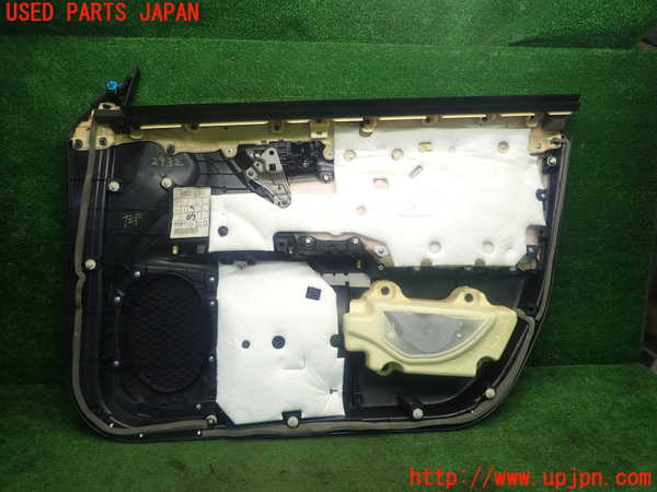 1UPJ-29321264]レクサス・CT200h(ZWA10)左前ドア内張り 中古_m0005.jpg