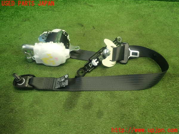 1UPJ-29327075]レクサス・CT200h(ZWA10)助手席シートベルト 中古_m0001.jpg