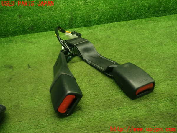 1UPJ-29327185]レクサス・CT200h(ZWA10)左2列目シートベルト 中古_m0003.jpg