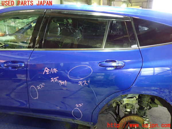 5UPJ-29331320]レヴォーグ(VN5)左後ドア 中古 AGC M2L4 43R-00073_m0001.jpg