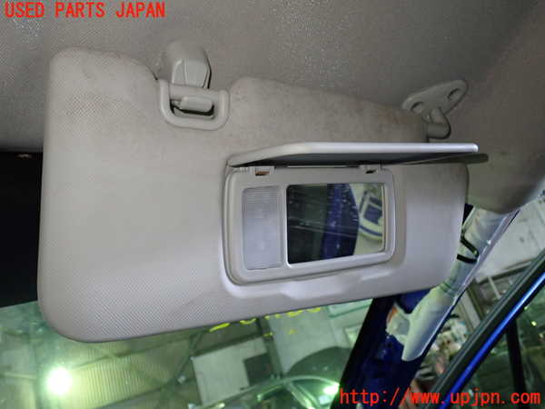 1UPJ-29337625]レヴォーグ(VN5)室内サンバイザー右側 中古_m0003.jpg