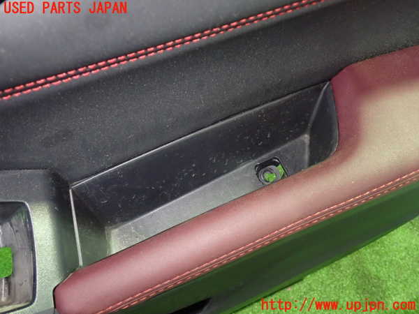 1UPJ-29331234]レヴォーグ(VN5)右前ドア内張り 中古_m0003.jpg