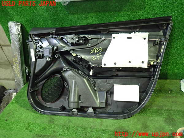 1UPJ-29331264]レヴォーグ(VN5)左前ドア内張り 中古_m0005.jpg