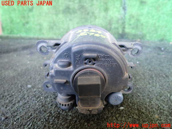 1UPJ-29341180]NV350 キャラバン バン(VW2E26)右フォグ 中古_m0003.jpg