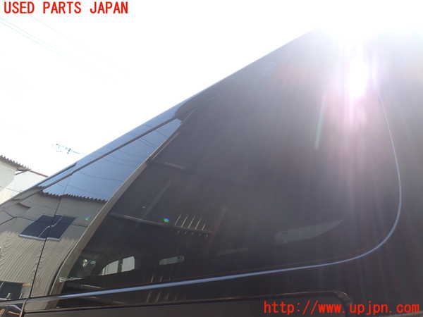 5UPJ-29341382]NV350 キャラバン バン(VW2E26)左クォーターガラス M2L3 中古_m0001.jpg