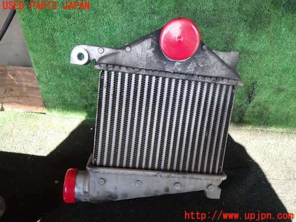 5UPJ-29342451]NV350 キャラバン バン(VW2E26)インタークーラー1 中古_m0002.jpg