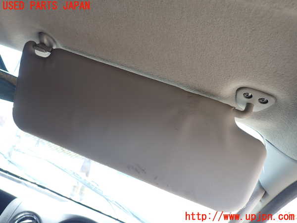 5UPJ-29347625]NV350 キャラバン バン(VW2E26)室内サンバイザー右側 中古_m0002.jpg