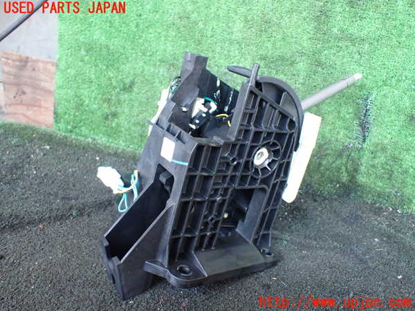 5UPJ-29347555]NV350 キャラバン バン(VW2E26)ATシフトレバー 中古_m0002.jpg