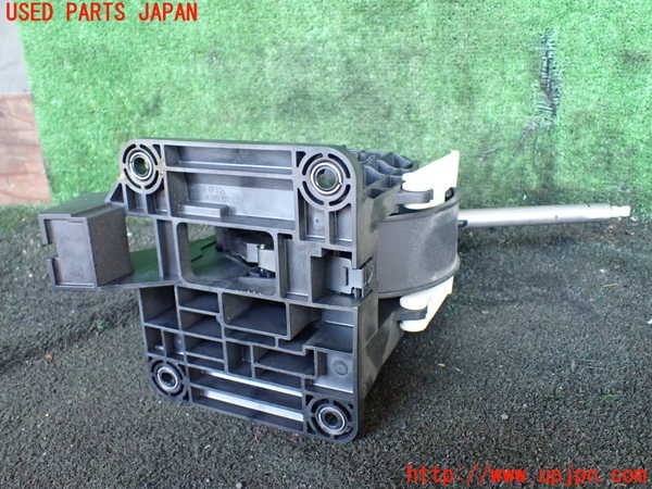 5UPJ-29347555]NV350 キャラバン バン(VW2E26)ATシフトレバー 中古_m0003.jpg