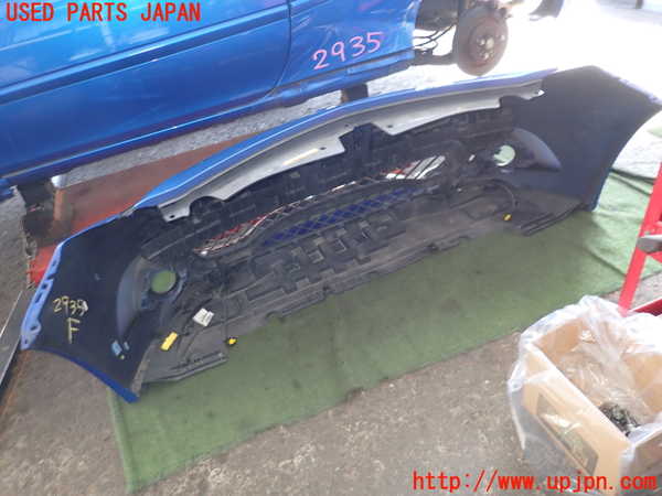2UPJ-29351010]ルノー・ルーテシア(RF4C)フロントバンパー 中古_m0005.jpg