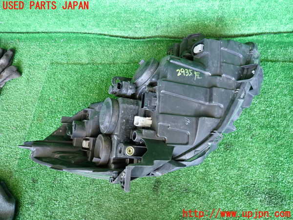 2UPJ-29351132]ルノー・ルーテシア(RF4C)左ヘッドライト ハロゲン 中古_m0002.jpg