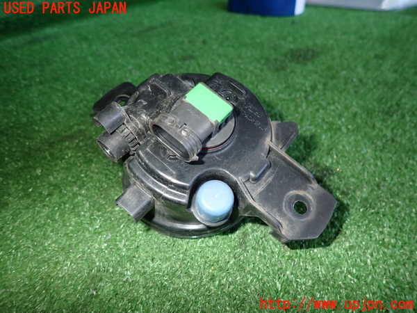 2UPJ-29351180]ルノー・ルーテシア(RF4C)右フォグ 中古_m0002.jpg