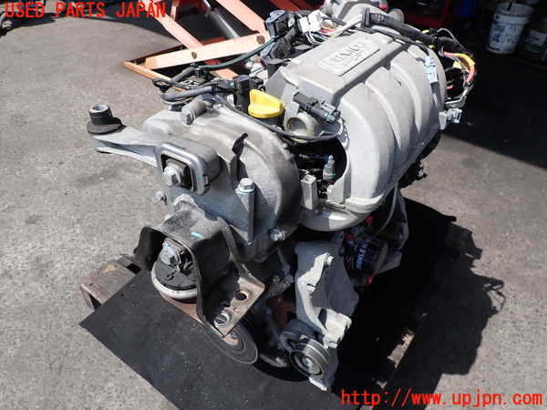 2UPJ-29352010]ルノー・ルーテシア(RF4C)エンジン F4 中古_m0001.jpg