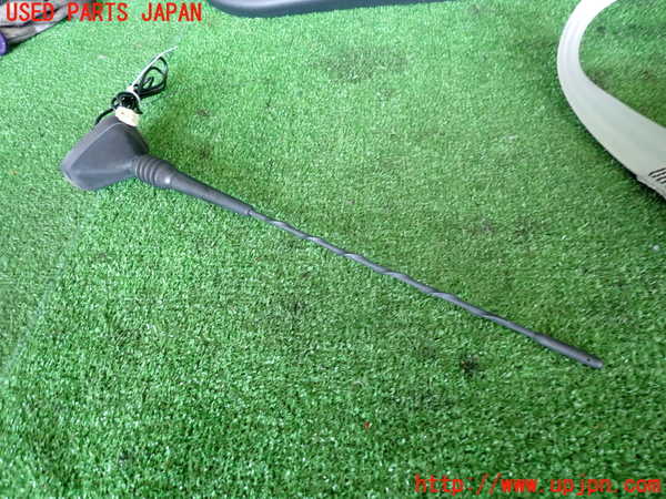 2UPJ-29356550]ルノー・ルーテシア(RF4C)アンテナ 中古_m0002.jpg
