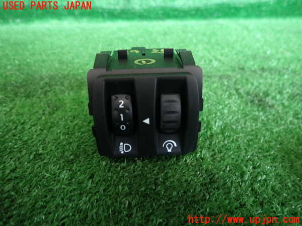 2UPJ-29356306]ルノー・ルーテシア(RF4C)スイッチ1 (ヘッドランプレベリング イルミ) 中古_m0001.jpg