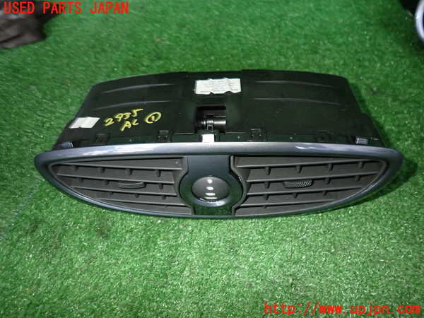 2UPJ-29357526]ルノー・ルーテシア(RF4C)エアコン吹き出し口1 (真中) 中古_m0001.jpg