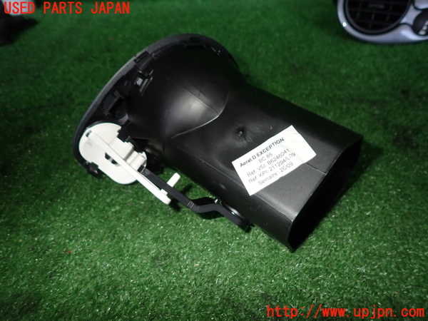 2UPJ-29357527]ルノー・ルーテシア(RF4C)エアコン吹き出し口2 (右) 中古_m0002.jpg