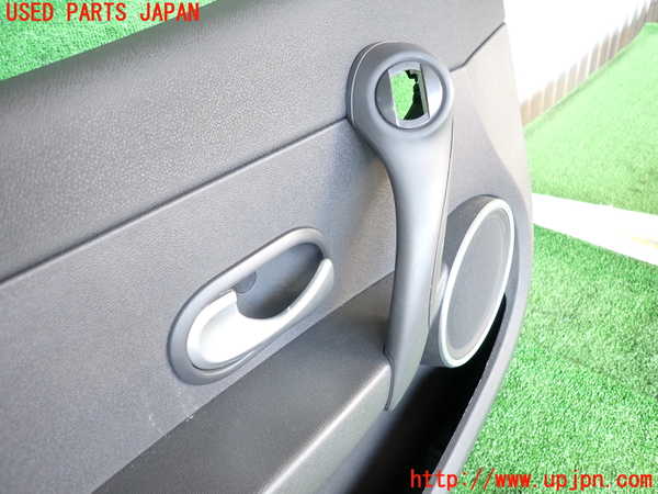 2UPJ-29351264]ルノー・ルーテシア(RF4C)左ドア内張り 中古_m0002.jpg