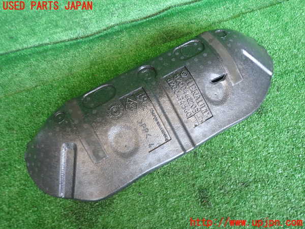2UPJ-29357772]ルノー・ルーテシア(RF4C)ラゲッジトレイ2 中古_m0002.jpg