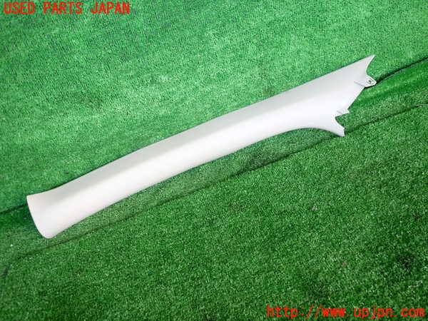 2UPJ-29357660]ルノー・ルーテシア(RF4C)左フロントピラートリム 中古_m0001.jpg