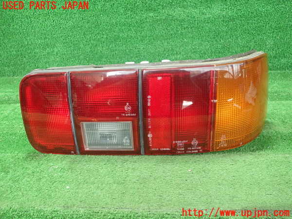 1UPJ-29361530]ピアッツァ(JR120)右テールランプ 中古_m0001.jpg