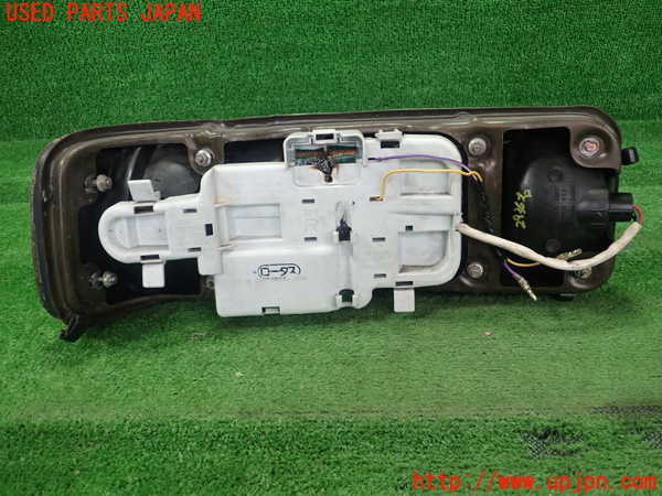 1UPJ-29361530]ピアッツァ(JR120)右テールランプ 中古_m0002.jpg