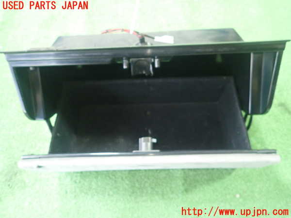5UPJ-29367516]ピアッツァ(JR120)グローブボックス1 中古_m0002.jpg