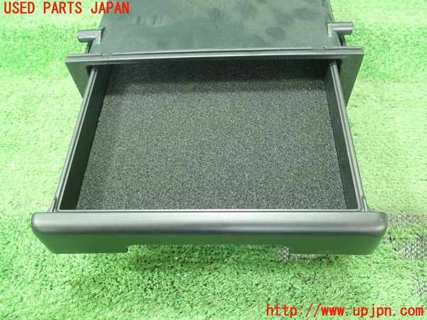 5UPJ-29367841]ピアッツァ(JR120)小物入れ1 中古_m0002.jpg