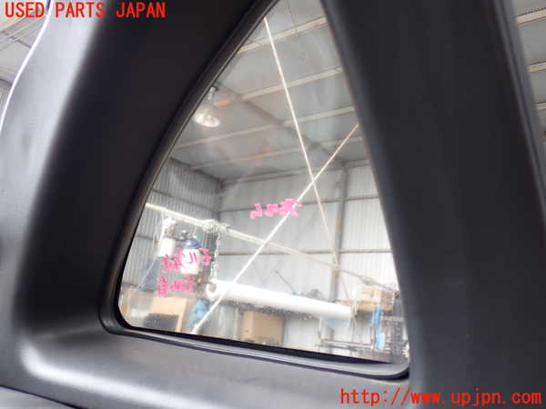 5UPJ-29371382]フェアレディZ(GCZ32)左クォーターガラス (43R-001134) 中古_m0005.jpg
