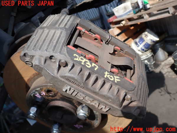2UPJ-29374080]フェアレディZ(GCZ32)右フロントキャリパー 中古_m0001.jpg