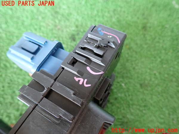 2UPJ-29376741]フェアレディZ(GCZ32)ヒューズボックス1 中古_m0002.jpg