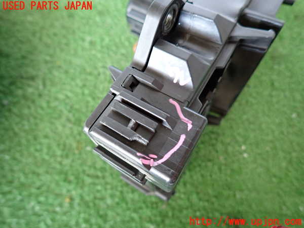 2UPJ-29376741]フェアレディZ(GCZ32)ヒューズボックス1 中古_m0003.jpg