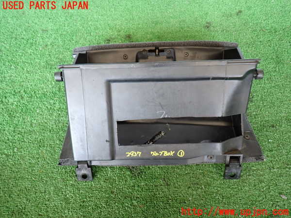 2UPJ-29377516]フェアレディZ(GCZ32)グローブボックス1 中古_m0004.jpg