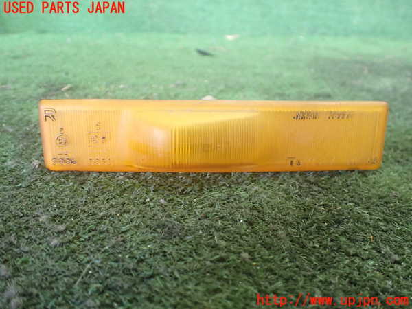 2UPJ-29381160]スープラ(GA70)右ウィンカーレンズ 中古_m0001.jpg