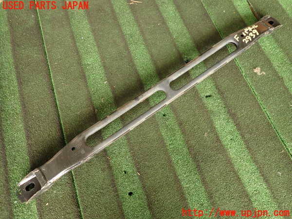 2UPJ-29391035]ボルボ・XC60(DB4204TXC)フロントパネル 中古_m0001.jpg