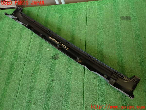 2UPJ-29391392]ボルボ・XC60(DB4204TXC)左サイドステップ 中古_m0005.jpg