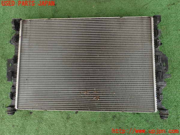 2UPJ-29392321]ボルボ・XC60(DB4204TXC)ラジエーター1 中古_m0001.jpg