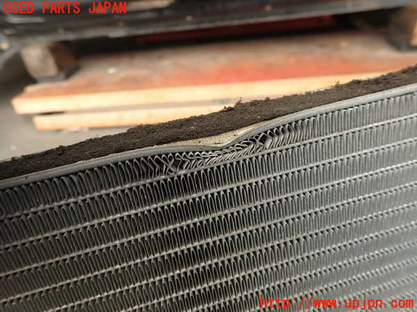 2UPJ-29392321]ボルボ・XC60(DB4204TXC)ラジエーター1 中古_m0004.jpg