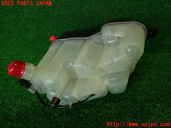 2UPJ-29392410]ボルボ・XC60(DB4204TXC)ラジエータータンク 中古_m0002.jpg