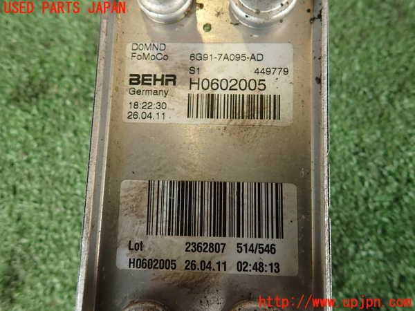 2UPJ-29392481]ボルボ・XC60(DB4204TXC)オイルクーラー1 中古_m0003.jpg