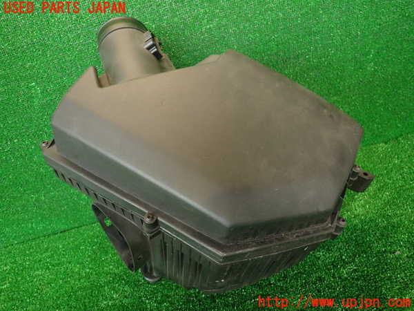 2UPJ-29392560]ボルボ・XC60(DB4204TXC)エアクリーナーボックス 中古_m0001.jpg