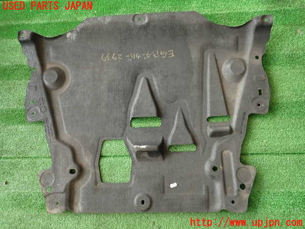 2UPJ-29392170]ボルボ・XC60(DB4204TXC)エンジンアンダーカバー 中古_m0004.jpg