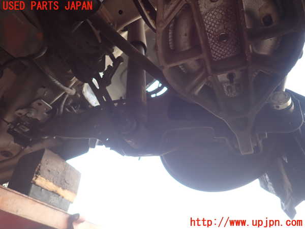 2UPJ-29394300]ボルボ・XC60(DB4204TXC)右リアナックルハブ 中古_m0002.jpg